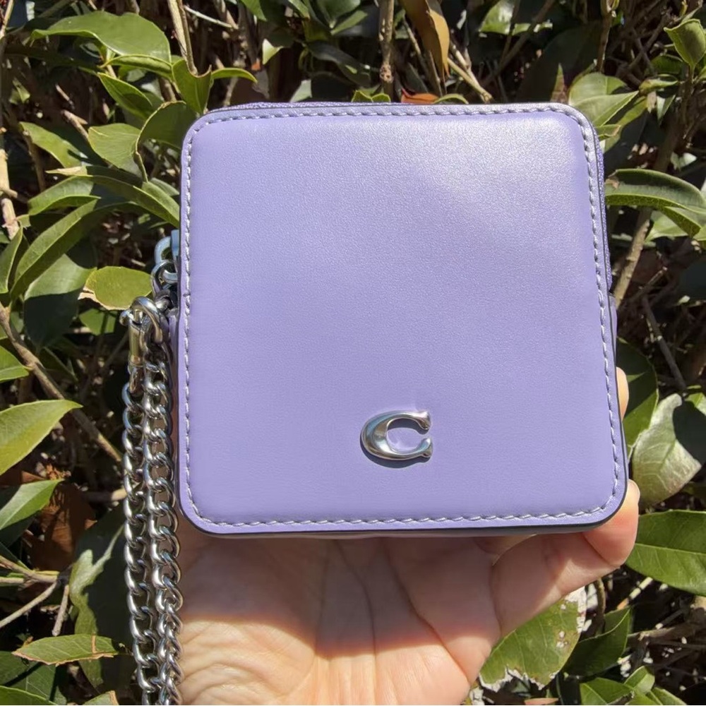 NWOT Coach Small Chain Wristlet CI811G